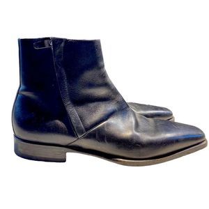 Sergio Rossi leather boots. made in Italy